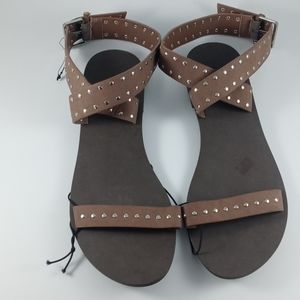 Flat Sandal
